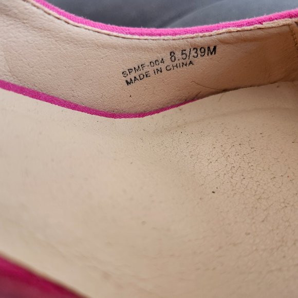 Chinese Laundry Spice Pumps - Picture 3 of 4